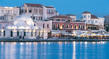  4) Η Παλιά Πόλη και Λιμάνι των Χανίων 